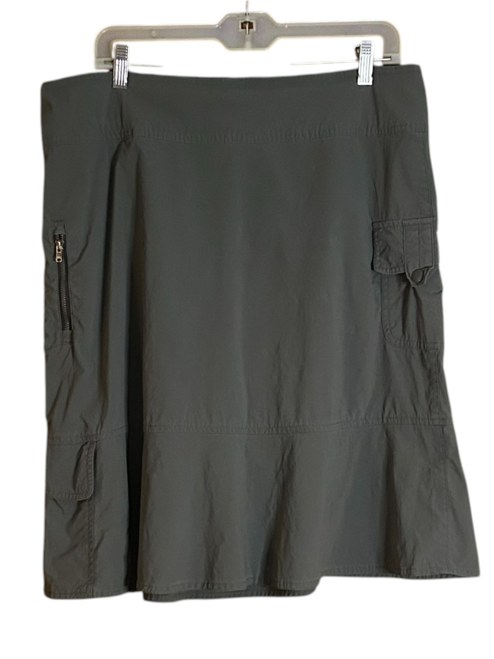 Royal Robbins Olive Green Utility Style Skirt Ruffled at Bottom Size 12